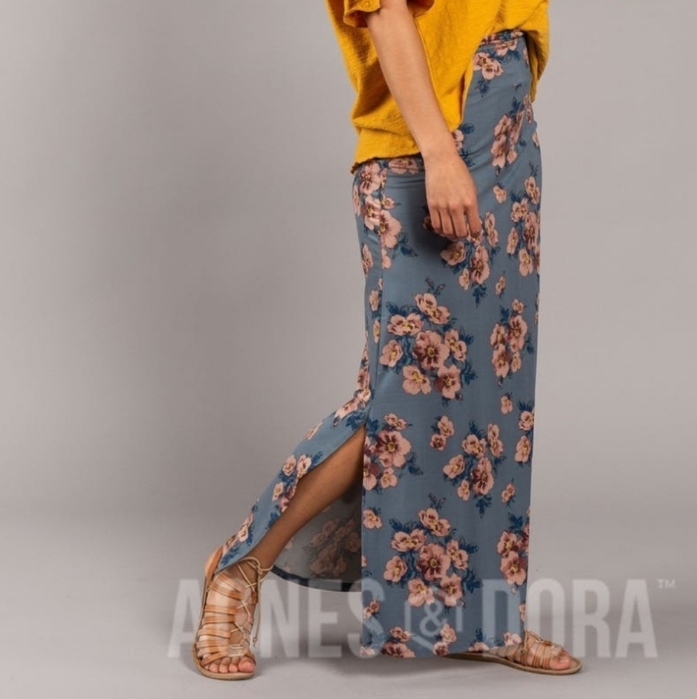 Maxi skirt